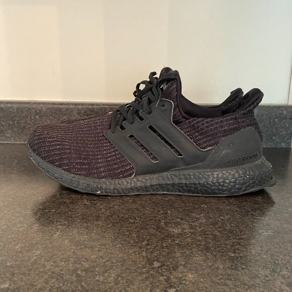 Adidas Ultraboost 4.0 'Triple Black' - Size 12 - Picture 4 of 8